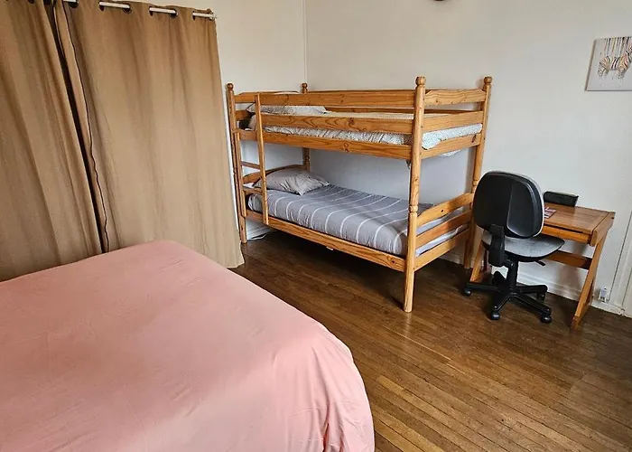 Appartement F2 Orleans 42M2, Parking, 4 Couchages Et Lit Bebe