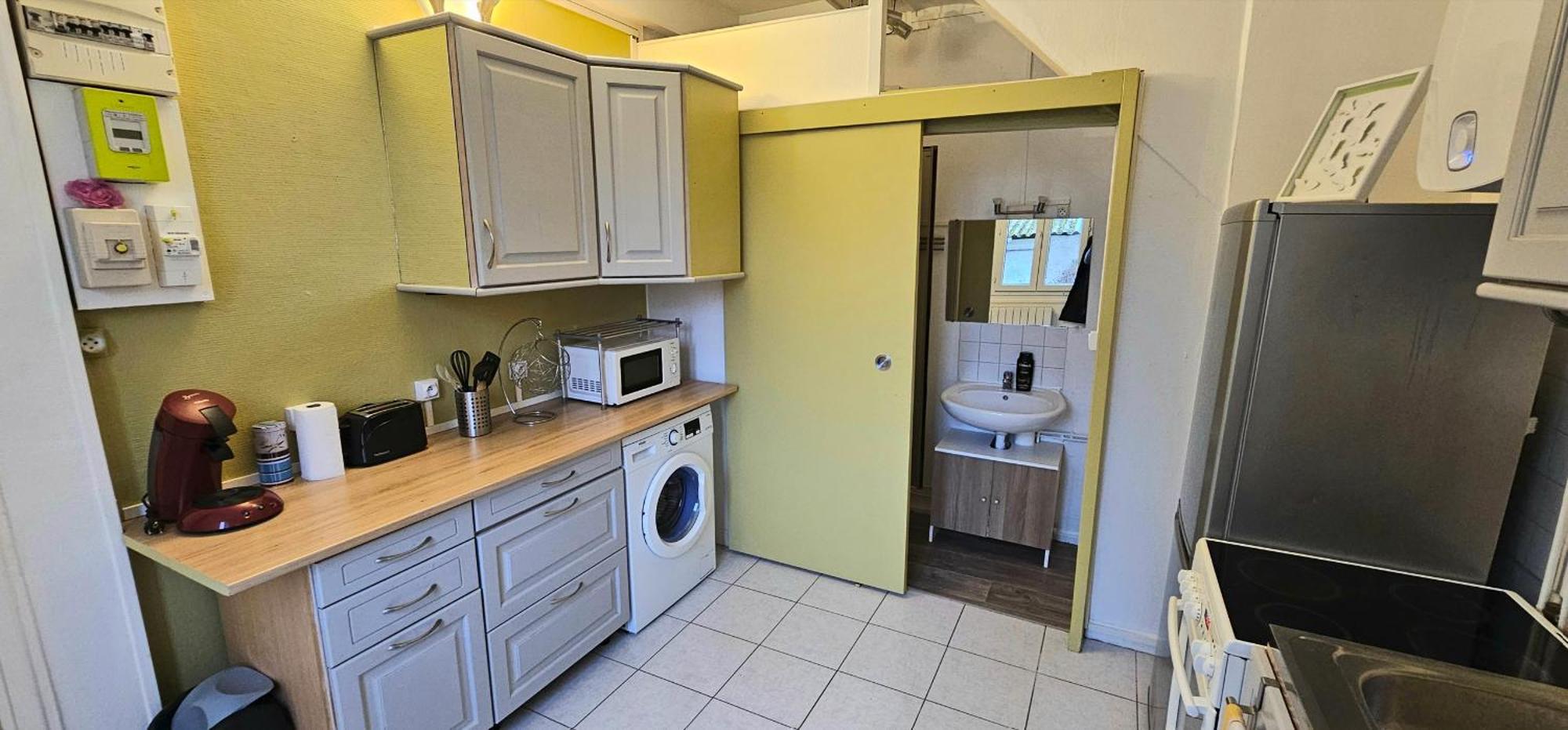 F2 42m2, Parking, 4 Couchages Et Lit Bebe Orleans